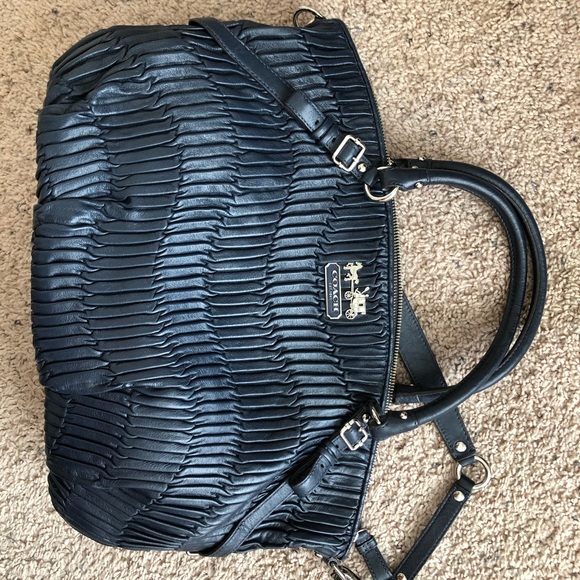 Coach purse - Picture 1 of 11